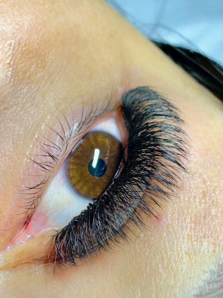 Sobrancelhas e cílios – VMA Beauty Studio, Santana, São Paulo - SP – foto 12